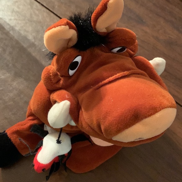 Monkey and Disney Lion King's Pumbaa Hand Puppets - Picture 4 of 9